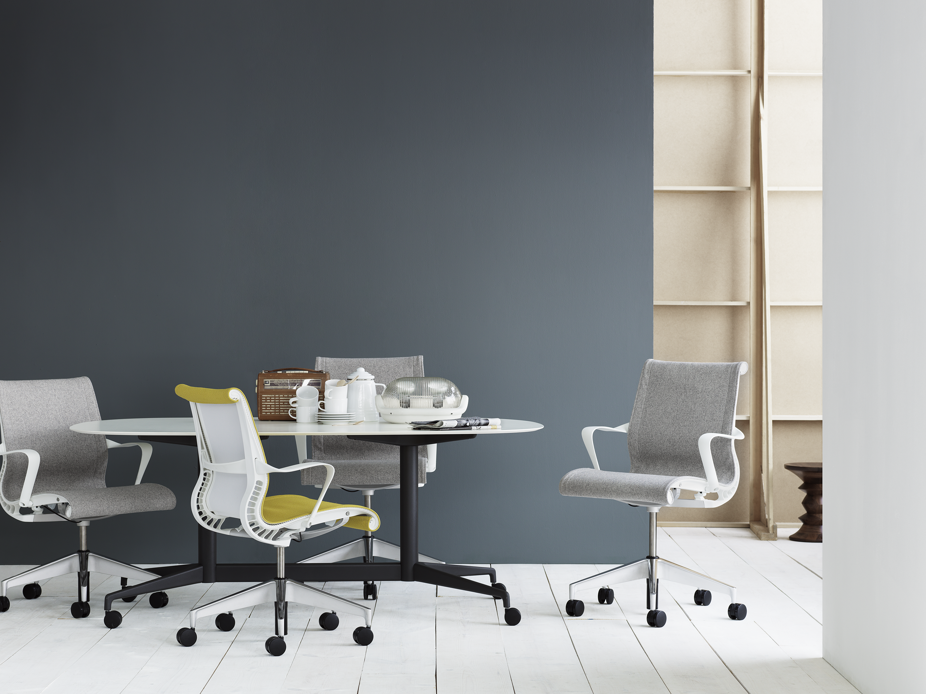 Herman Miller Setu Meeting