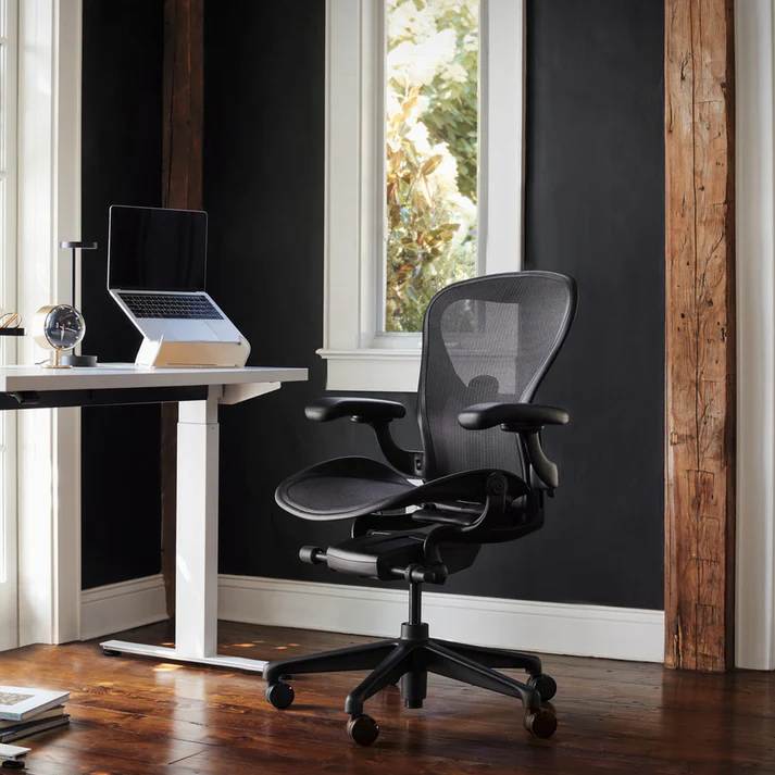 Herman Miller Aeron Remastered Front View Onyx